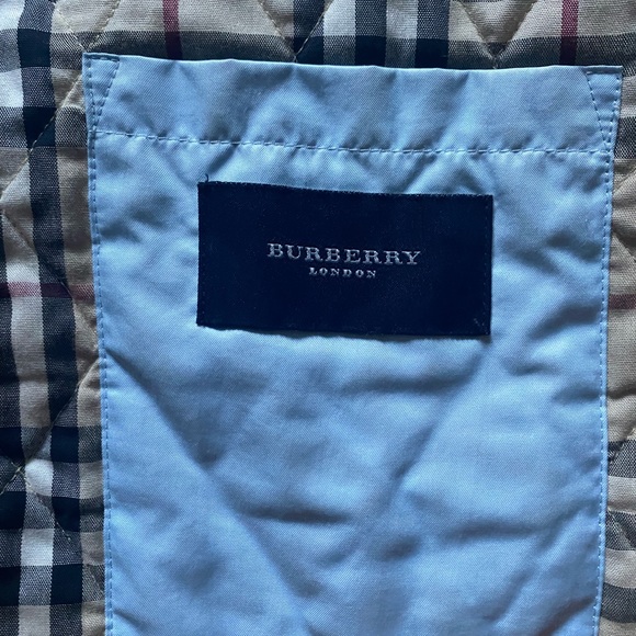 Burberry Quilted Jacket - Picture 2 of 9